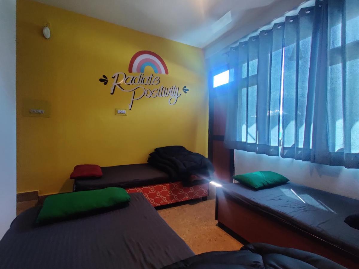 Nomads Hostel Tosh Zewnętrze zdjęcie