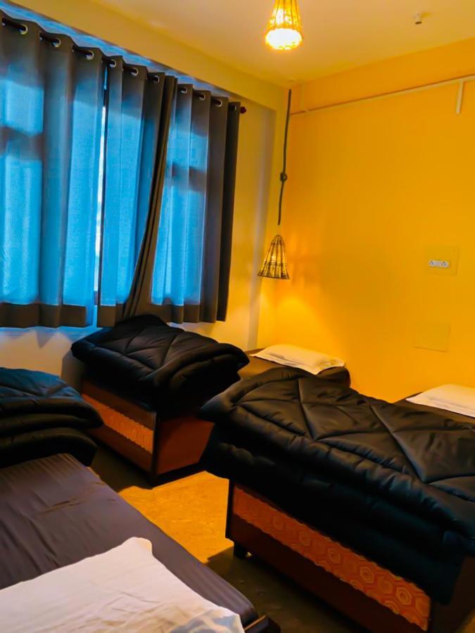 Nomads Hostel Tosh Zewnętrze zdjęcie