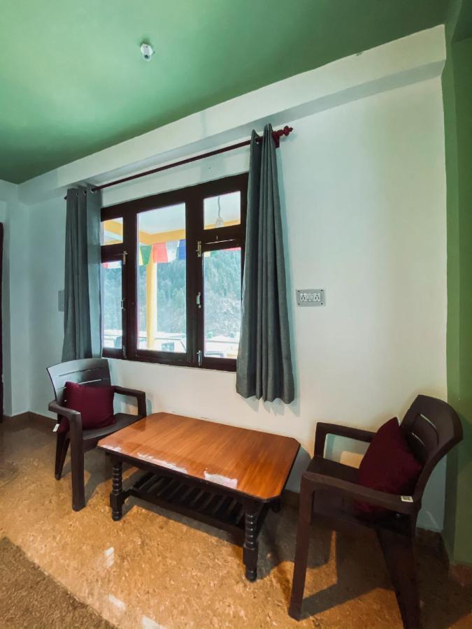 Nomads Hostel Tosh Zewnętrze zdjęcie