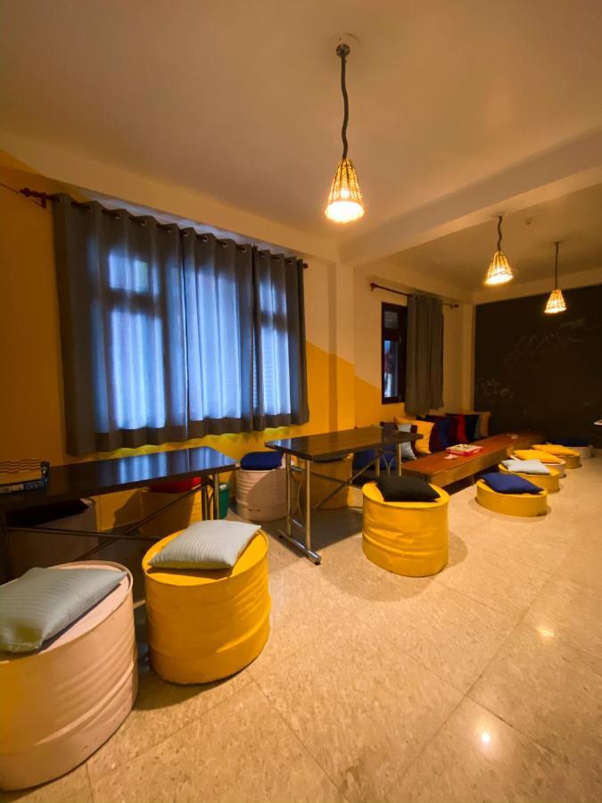 Nomads Hostel Tosh Zewnętrze zdjęcie